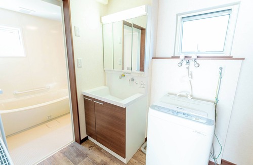 Nanporo House | Pets/adults allowed/convenient midway to Sapporo Furano Chitose