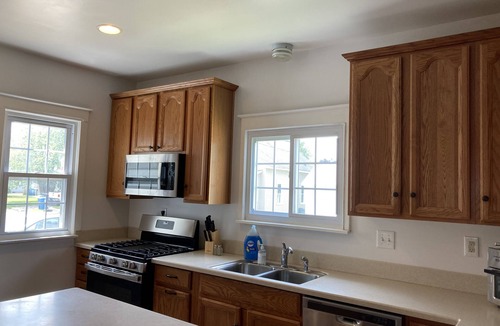 Port Clinton House | Pets, Family, Fire Pit, Play-ground, Beach all on one floor!