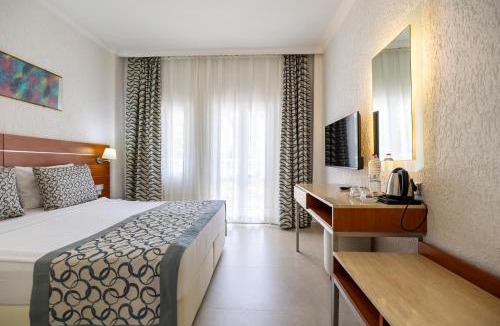 Ortakent Resort | Petunya Beach Resort