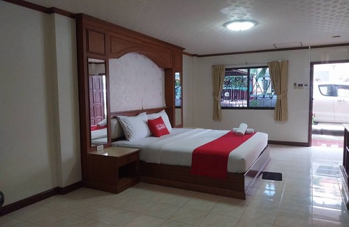 Na Kluea Hotel | Pf Resort