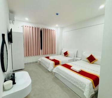 Nha Be Hotel | Phú Gia 2307 Huỳnh Tấn Phát