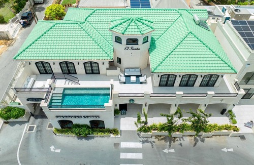 Worthing Apartment | PH2 - Luxury Oceanview 2BR Penthouse w/Rooftop Pool directly opp. Worthing Beach