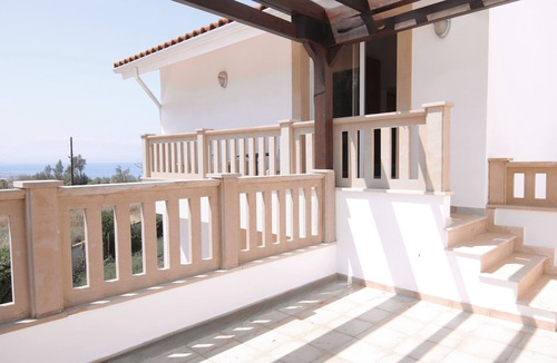 Ayia Marina Chrysochous Villa | Phaedrus Living Beachfront Villa Merenda