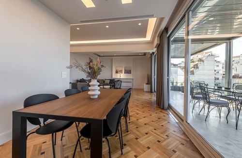 Kinosargous Apartment | Phaedrus Living: City Center Luxury Flat N. Kosmos