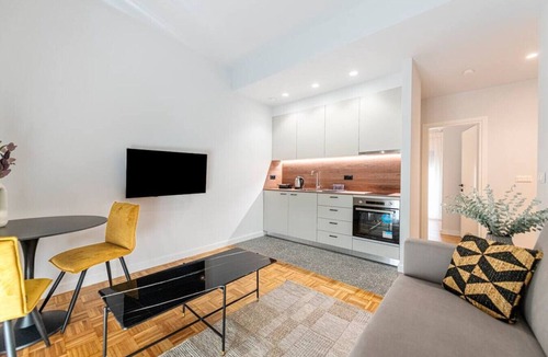 Ampelokipoi Apartment | Phaedrus Living: Luxury Flat Panormou