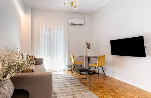 Ampelokipoi Apartment | Phaedrus Living: Luxury Flat Panormou