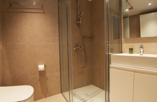 Ampelokipoi Apartment | Phaedrus Living Modern Kriel Suites 303