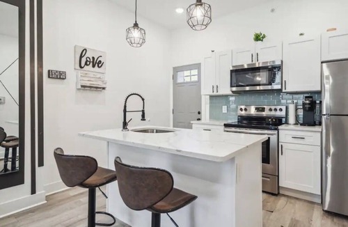 Mantua Apartment | Phantom Vibe