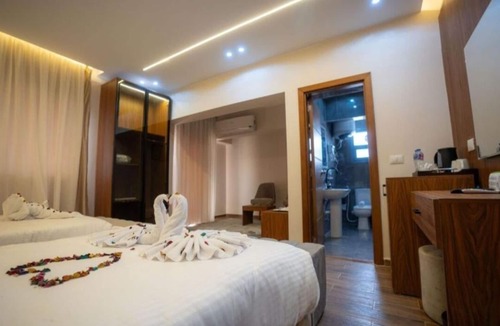 Kafrat al Jabal Hotel | Pharaonic Pyramids Hotel