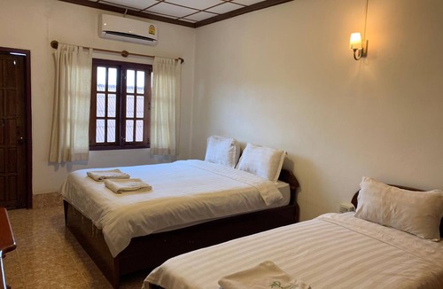 Pakse Hotel | Phaythavone Hotel