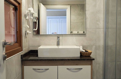 Sile Hotel | Phellos Suites