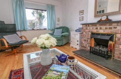 Maenporth House | Phenests