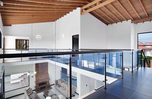 Pereira House | Phenomenal 4-bedroom house with pool ,with WiFi in Tres Puertas