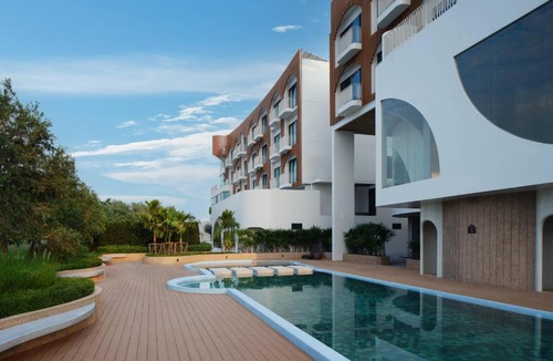Samut Sakhon Hotel | Phetara Hotel Mahachai by PCL