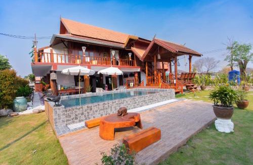 Sop Mae Kha Villa | Phetpiman private pool villa
