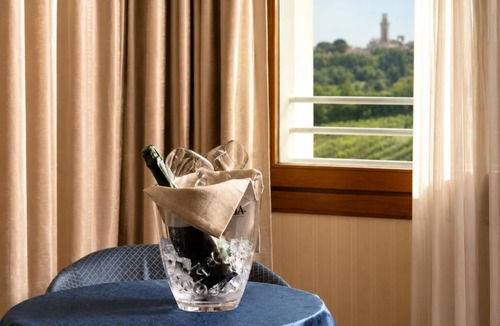 Susegana Hotel | Phi Hotel Astoria