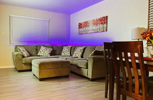Primos Secane Apartment | Philadelphia Suburb Delco Charming 2 bedroom Apartment