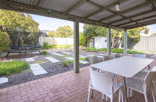 Abbey House | Phillips Beach Hide Out