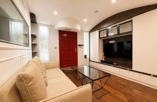 Sen Sok Villa | Phnom Penh 4-bedroom Luxury Townhouse