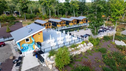North Sebago Villa | PHOEBE LIMIT 3
