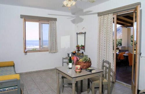 Plakias Hotel | Phoenix Apartments