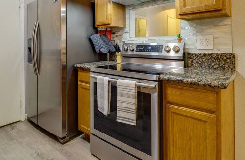 South Mountain Condo | Phoenix Condo w/ Community Pool!