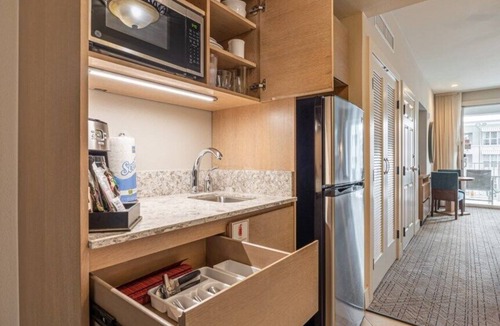 Desert Ridge Apartment | Phoenix | Desert Hideaway | Golf & Resort Pool
