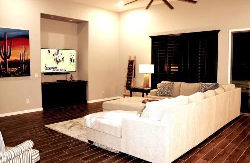 Sonoran Foothills Villa | Phoenix Home with heated pool, desert views & hot tub