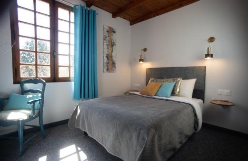 Ginasservis House | PHOENIX maison d'hôtes & SPA