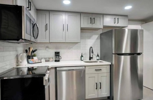 Alhambra House | Phoenix Rental Home - Pet Friendly!