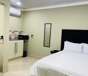Magudu Bed & Breakfast | PholaBnB