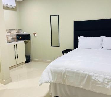 Magudu Bed & Breakfast | PholaBnB