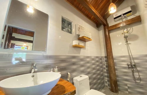 Phong Nha House | Phong Nha Coco Riverside Homestay