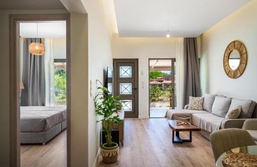 Ipsos Apartment | Phos Elegant Residences by Konnect, 400m to the beach