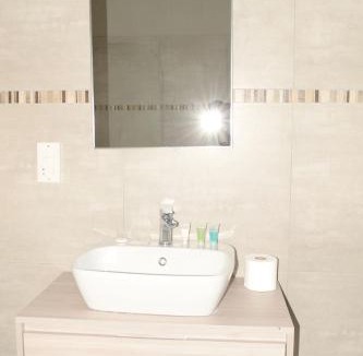 Letlhakane House | Phudzi Hotel