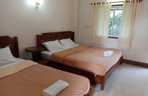 Ban Tom Hotel | Phumchan Place Hotel
