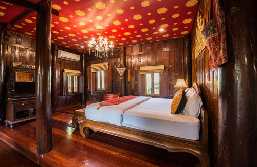 Phu Khao Thong House | Phuttal Residence