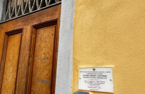 San Frediano Apartment | Piaggione Apt, Case Galante Apartments in Florence