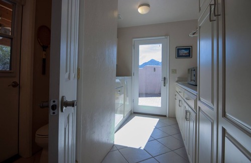 Tangerine Hills House | Piazza Rocca - private acre w/Pool, hot tub, 270 degree mountain views!