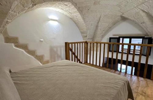 Serrano Bed & Breakfast | Piazza San Giorgio B&B