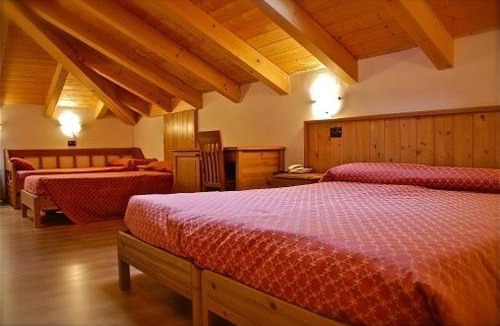 Bleggio Inferiore House | Picchio affittacamere