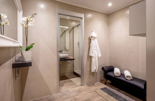 Quartiere XXV Appio Claudio Hotel | Piccolo Borgo