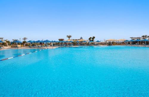 Al Mamsha El Seyahi Resort | Pickalbatros White Beach Resort - Hurghada
