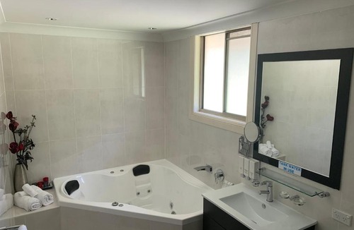 Picton Hotel | Picton Valley Motel Australia