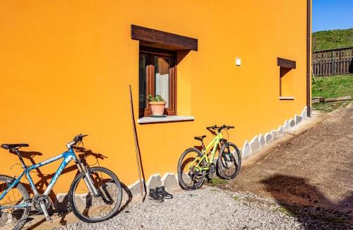 Santianes de Ola House | Picuastur