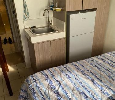 Highway Hills Hotel | Pierrecondotel