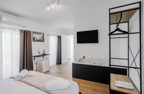 Torre a Mare Bed & Breakfast | Pietramare Luxury suites