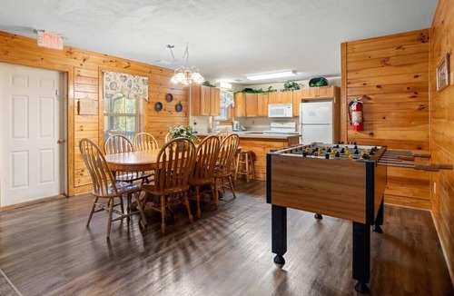 Pigeon Forge Villa | Pigeon Forge 125 - Three Bedroom Villa, Sleeps 14