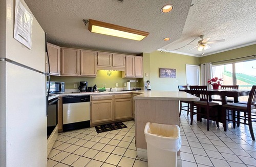 Pigeon Forge Condo | Pigeon Forge Downtown- Pigeon River Retreat 5% Weekly and 8% Monthly Discount!