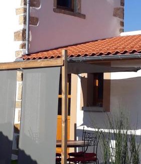 Vic-le-Comte House | Pigeonnier
